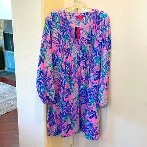 New w tags Lily pulitzer long sleeve flattering dress-size L
